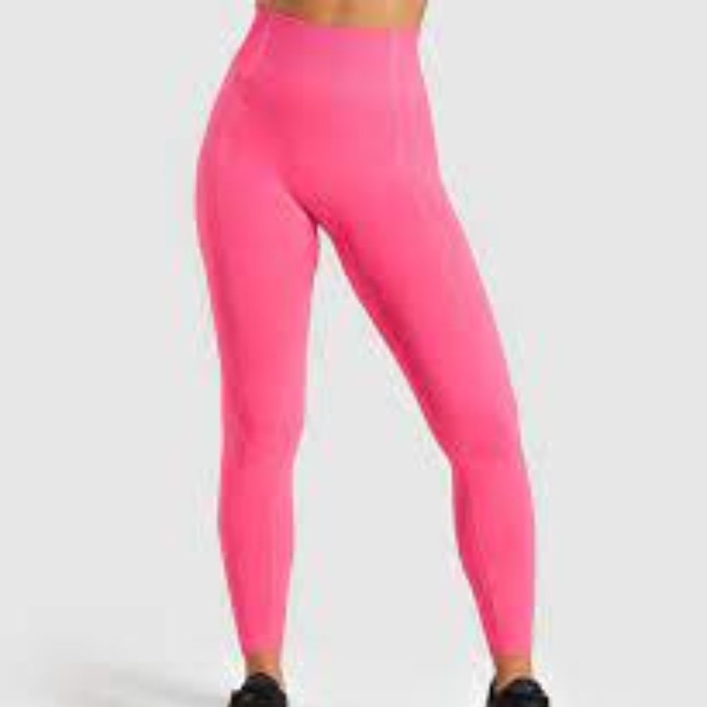 Gymshark Ultra Seamless Leggings in Cyber Pink NWT